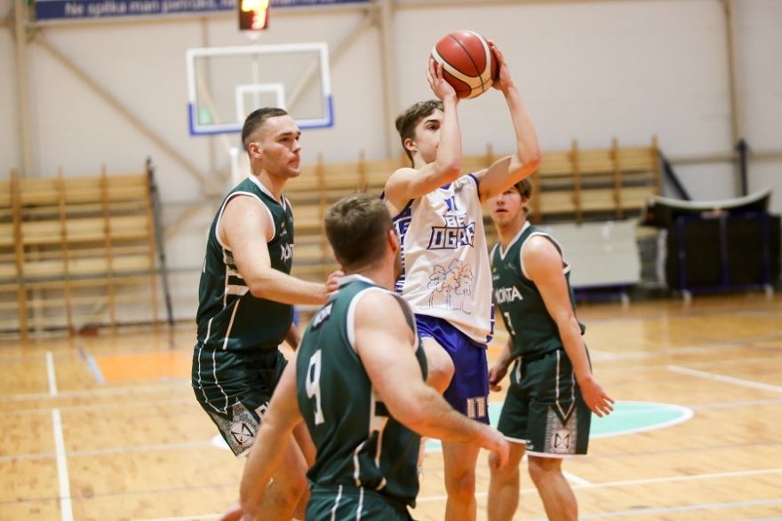 Norisinājušās divas Ogres Novada Basketbola čempionāta spēles