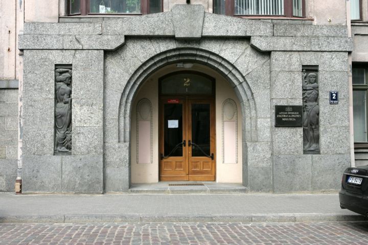 Nosaka vienotu kārtību uzņemšanai profesionālās izglītības programmās