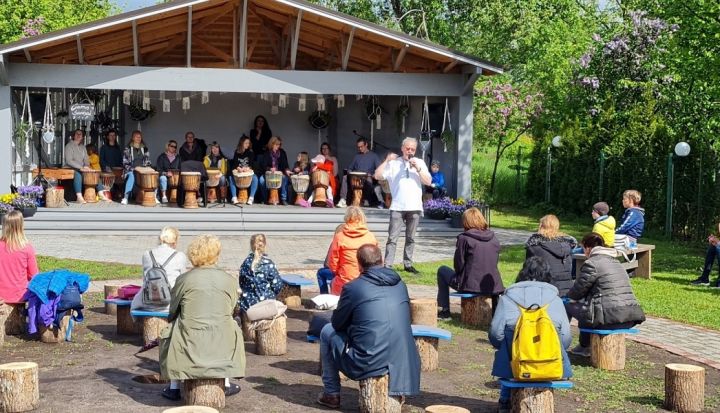 Noticis biedrības "Ķiparu nams" rīkotais Iedvesmas festivāls "Skolotājiem Zelt"