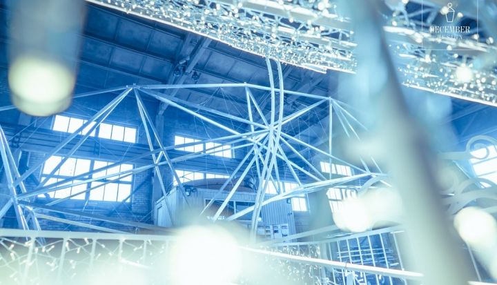 Ogrē drīz iemirdzēsies Bētlemes zvaigzne – lielākā vienapjoma dekorācija Baltijas valstīs