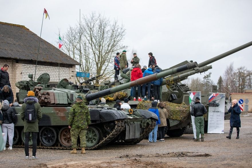 Ogrē notiks militārās tehnikas izstāde un jauniešu izglītošana militārajā jomā
