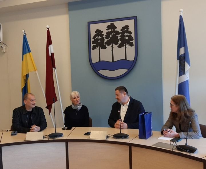 Ogrē viesojies izcilais ASV diriģents Gregorijs Bukhalters