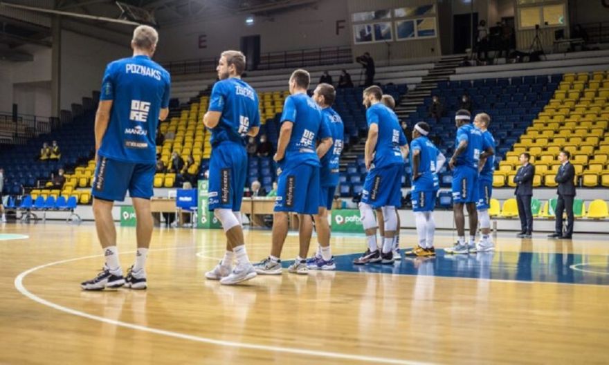 "Ogres" basketbolisti Latvijas kausa ceturtdaļfināla pirmajā spēlē uzvar "Valmiera Glass"/ViA