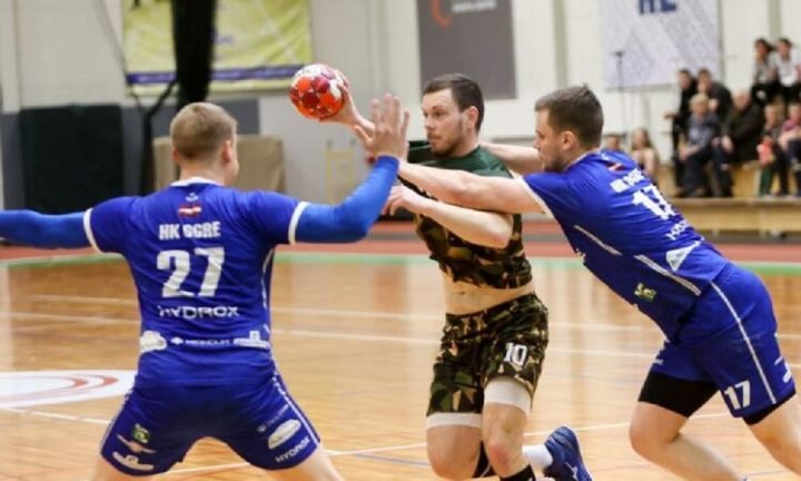 Ogres handbolisti uzvar Latvijas čempionāta bronzas sērijas pirmajā spēlē