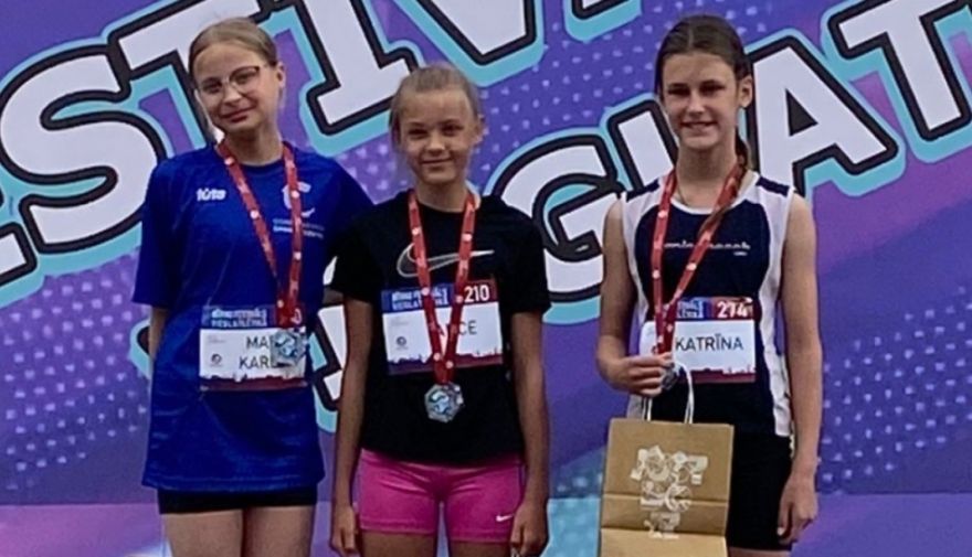 Ogres jaunajiem vieglatlētiem piecas medaļas Jelgavā