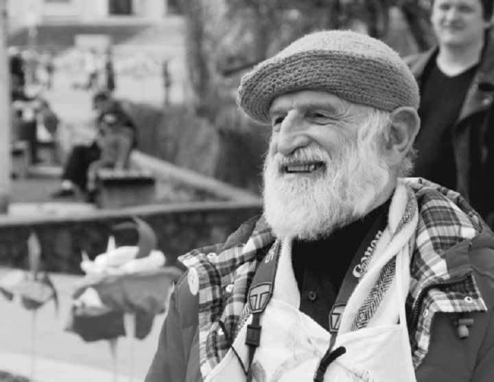 Ogres Mākslas skolai – 30. Pētera Aulmaņa krāsu prieks