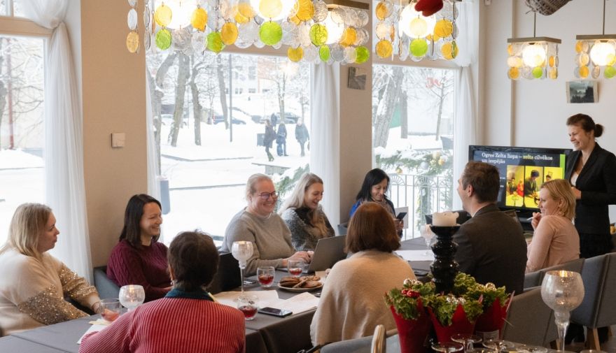 Ogres novada un Hāpsalu pašvaldība apspriež sadarbības iespējas cilvēku ar īpašām vajadzībām iekļaušanai sabiedrībā
