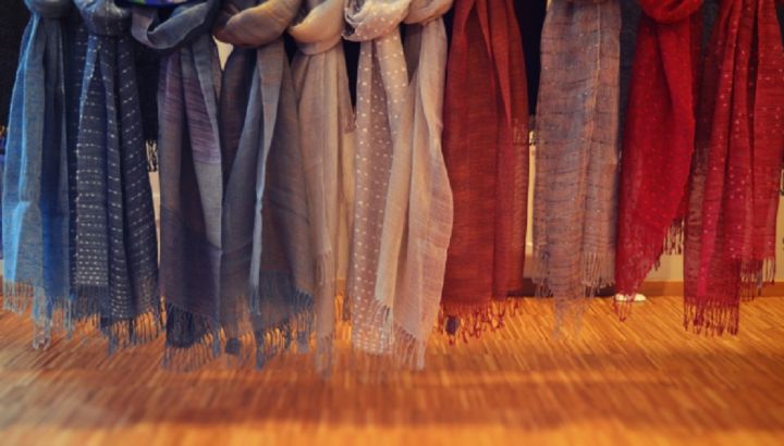 Ogres tehnikuma bibliotēkā acis un dvēseli priecē pavasaris