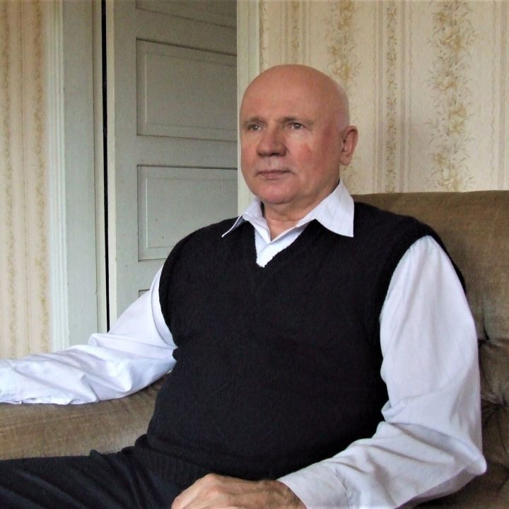 Palasi man priekšā, lūdzu!