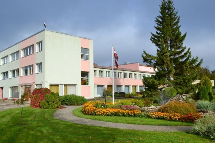 Pasākums "Suntažu Kultūras namam 50" Suntažos