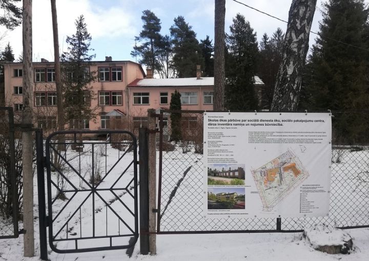 Paziņojums par publisko apspriešanu koku ciršanai Suntažu ielā 2, Ogrē