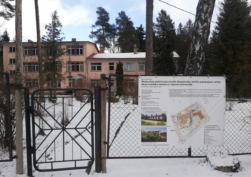 Paziņojums par publisko apspriešanu koku ciršanai Suntažu ielā 2, Ogrē