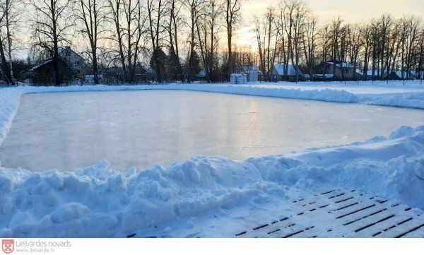 Pie Lielvārdes novada Sporta centra būs atvērta slidotava