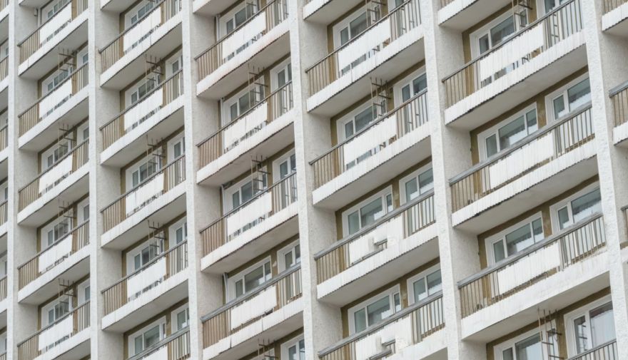Pieņemti pašvaldības saistošie noteikumi par pašvaldībai piederošo dzīvojamo telpu izīrēšanas kārtību