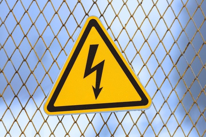 Pirms vasaras brīvlaika atgādina elektrodrošības principus