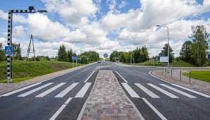 Plānots paaugstināt drošības prasības gājējiem, velosipēdistiem un elektroskrejriteņu vadītājiem