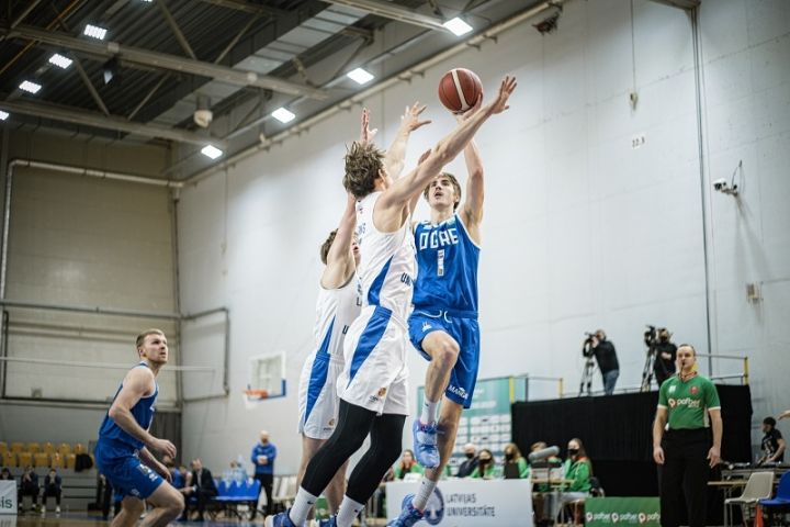 Regulārās sezonas noslēdzošā spēle