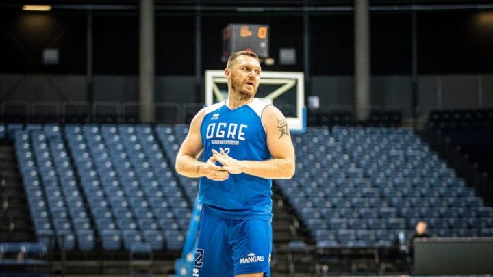 Rinalds Sirsniņš: "Esmu izsalcis spēlēt Ogres līdzjutēju klātbūtnē"