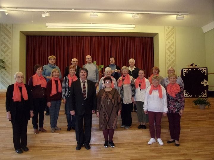 Senioru koris ALTERA aizvada koncertus Dikļos un  Ogres pansionātā