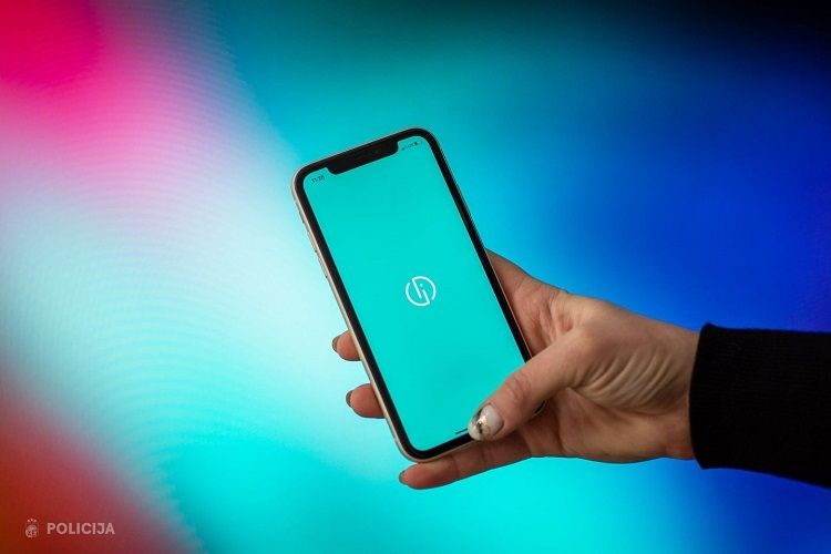 Telefonkrāpnieki uzdodas par policijas pārstāvjiem