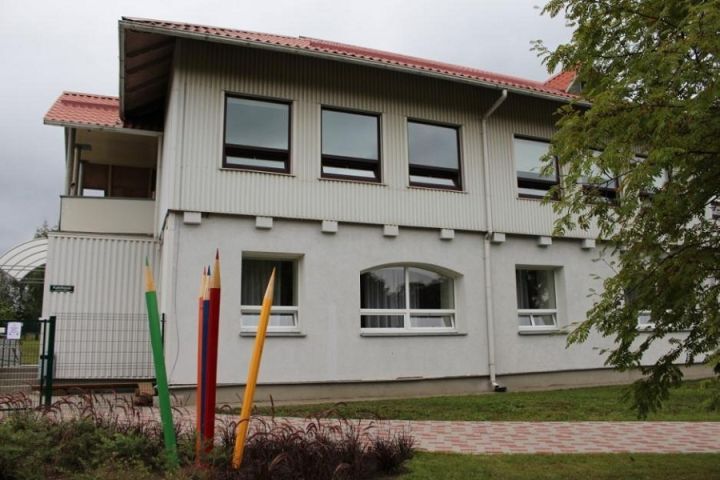 Tīnūžu sākumskola aicina darbā latviešu valodas skolotāju