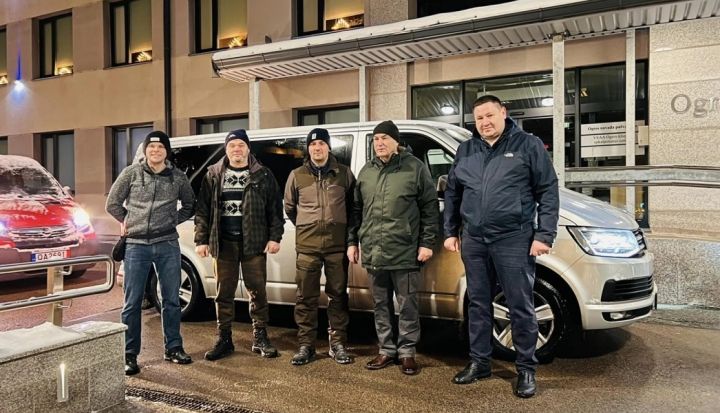 Uz Ukrainu dodas Ogres novada pašvaldības domes priekšsēdētājs un deputāti