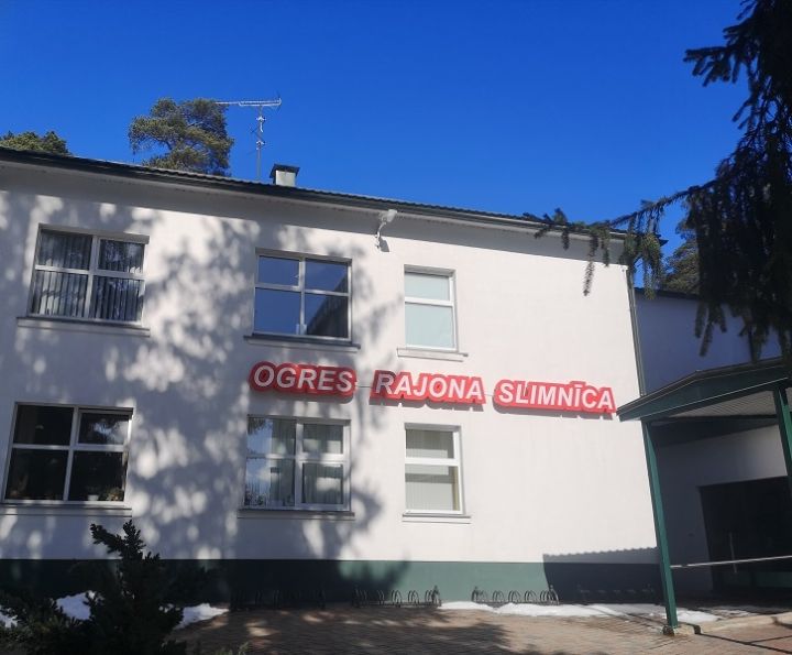 Vairāk kā 320 personas gaida, kad Ogres slimnīcā būs pieejamas vakcīnas