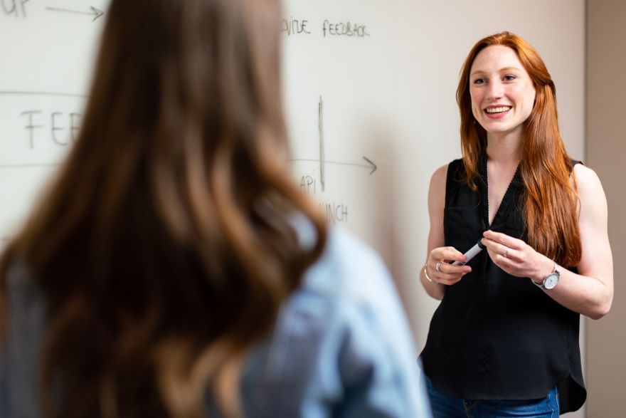 Valsts kontrole aicina pedagogus un pedagoģijas studentus sniegt viedokli izglītības sistēmas pilnveidei