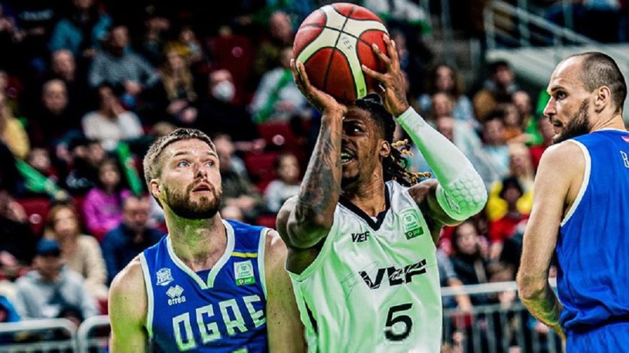 "VEF Rīga" basketbolisti sagrauj "Ogri"