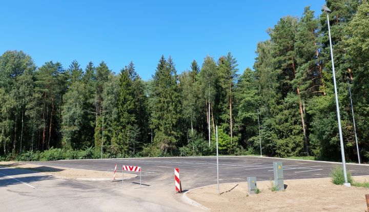 Veikti autostāvvietas labiekārtošanas darbi Zilokalnu prospektā 13, Ogrē