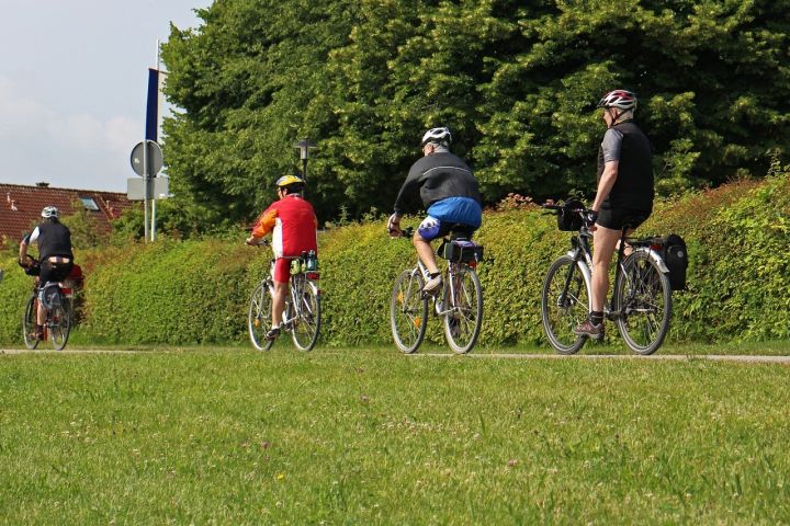 Velobrauciens un džeza mūzikas vakars Ciemupē
