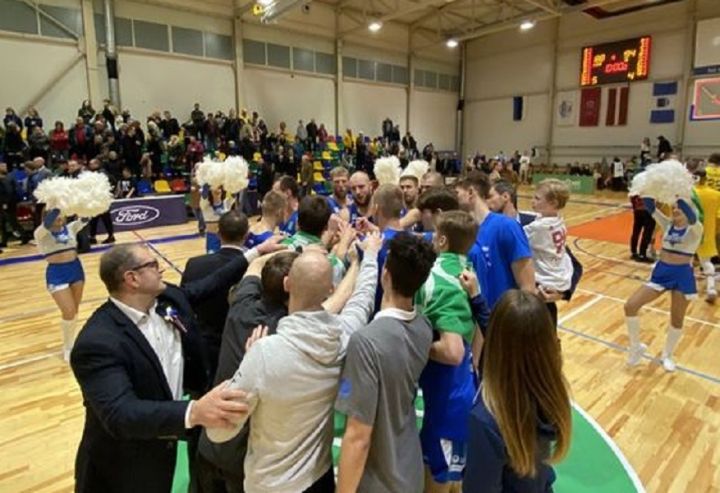 "Ventspils" basketbolisti LIBL mačā pārspēj "Ogri"