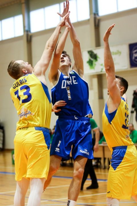 "Ventspils" dinamiskā spēlē notur uzvaru pār "Ogri" un panāk izlīdzinājumu sērijā