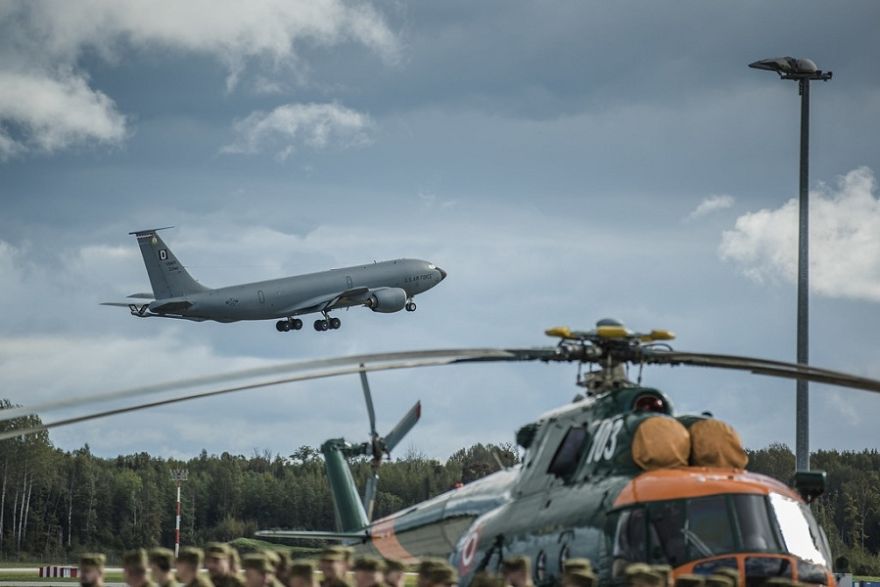 Virs Lielvārdes Aviācijas bāzes Sabiedroto gaisa spēku iznīcinātāji veiks zemos treniņlidojumus