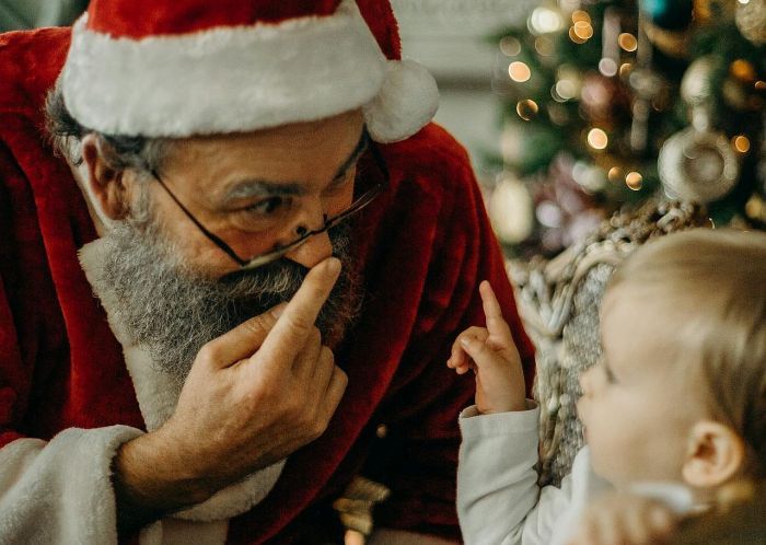 Brīnuma psiholoģija: kāpēc bērniem vajag ticēt Ziemassvētku vecītim