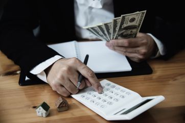 Attēls rakstam: Ķegumā noformē kredītu uz sveša vārda 