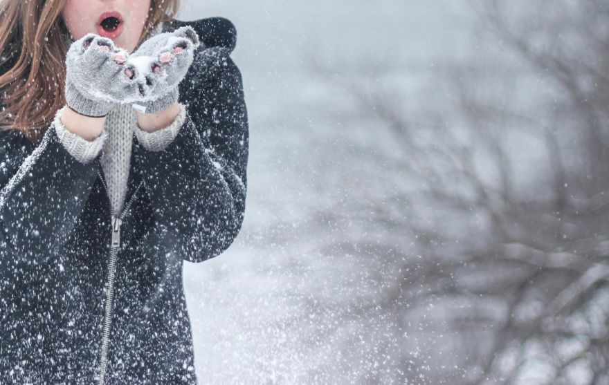 Naktī gandrīz visā Latvijā gaidāms sniegs, taču dienā gaisa temperatūra vietām var sasniegt +7 grādus