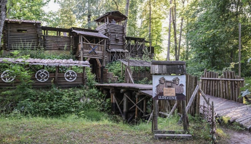 Ogres novada pašvaldība pārņēma Uldevena senlatviešu pili Lielvārdē