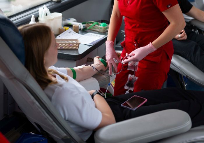 Valsts asinsdonoru centrs pirmssvētku laikā aicina ziedot asinis