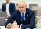 Attēls rakstam: Valsts vadīšanas sistēma ir reāli uzkārusies, un deputātam ir apnicis būt par idiotu