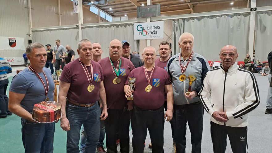 Rembatiešiem labi sasniegumi Latvijas čempionātā spiešanās guļus