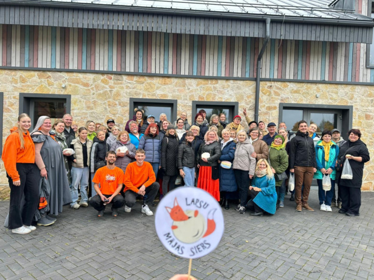 FOTO: Aizvadīts diasporas Amatierteātru festivāls “Laipa - 2025&quot; Birzgalē