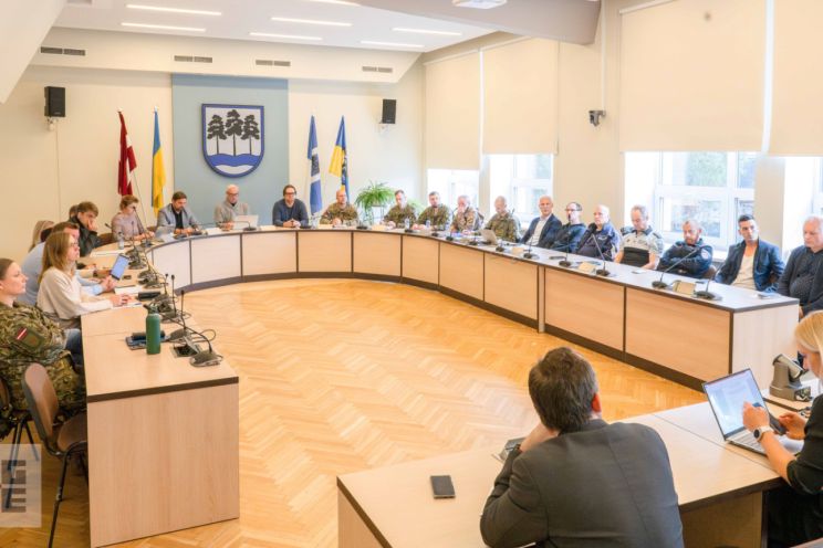 Attēls rakstam: Ogres novadā notikušas civilmilitārās mācības “Pilskalns 2025”