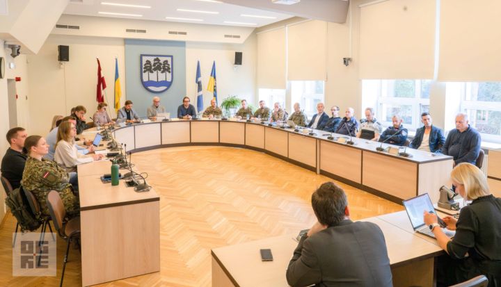 Ogres novadā notikušas civilmilitārās mācības “Pilskalns 2025”