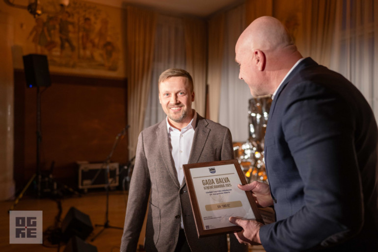 FOTO: Pasniegtas Gada balvas uzņēmējdarbībā 2025 