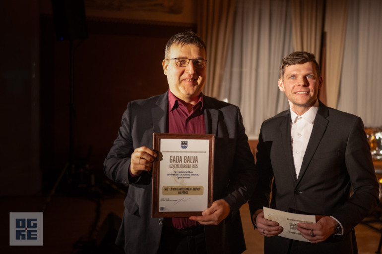 FOTO: Pasniegtas Gada balvas uzņēmējdarbībā 2025 