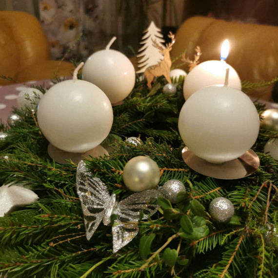 FOTO: Adventes vainagu idejas, kas iepriecinās ne tikai acis, bet arī dvēseli