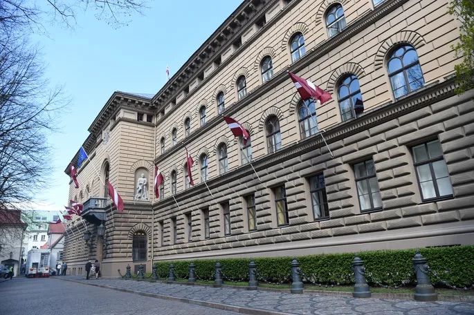 Saeimas saruniņas. Deputātu "zelta" izteicieni 30. oktobra Saeimas sēdē