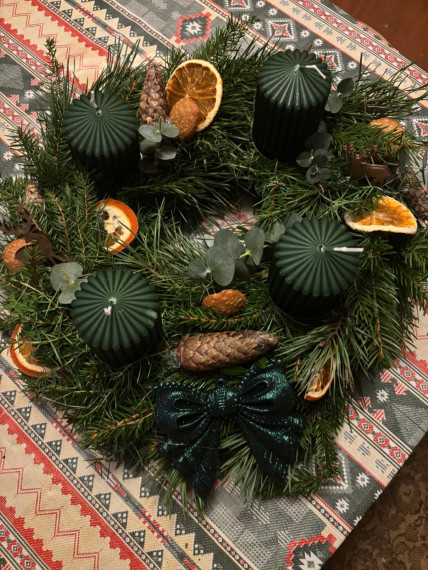 FOTO: &quot;Debesis vienmēr var pacelt augstāk...&quot; Lielvārdē aizvadīta krāšņa modes skate