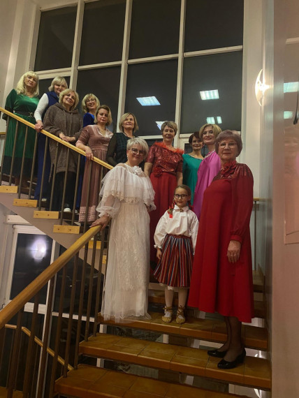 FOTO: &quot;Debesis vienmēr var pacelt augstāk...&quot; Lielvārdē aizvadīta krāšņa modes skate